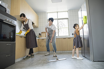 家政清洁图片与卫生间用具、日用杂货批发的完美结合